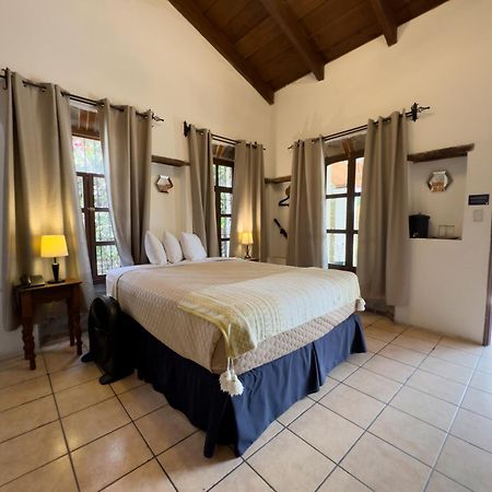 Hotel Cacique Real Антигуа-Гватемала Экстерьер фото