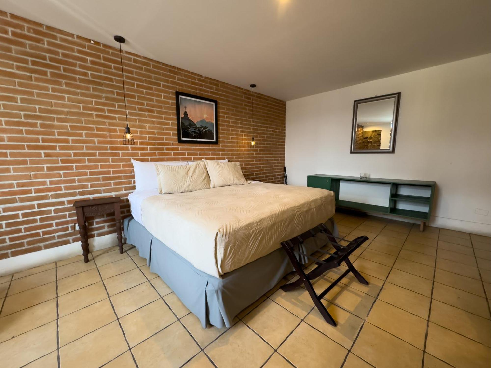 Hotel Cacique Real Антигуа-Гватемала Номер фото