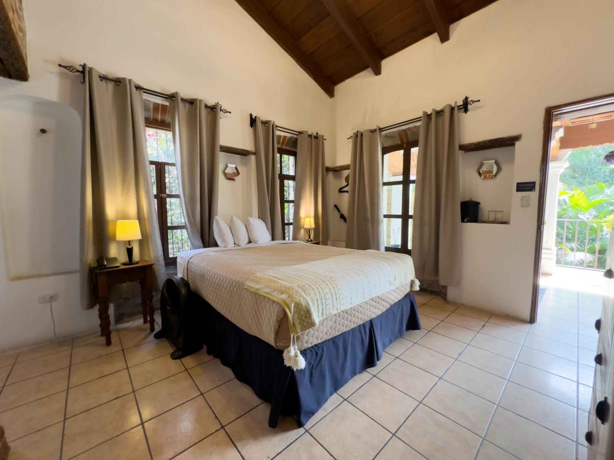 Hotel Cacique Real Антигуа-Гватемала Экстерьер фото