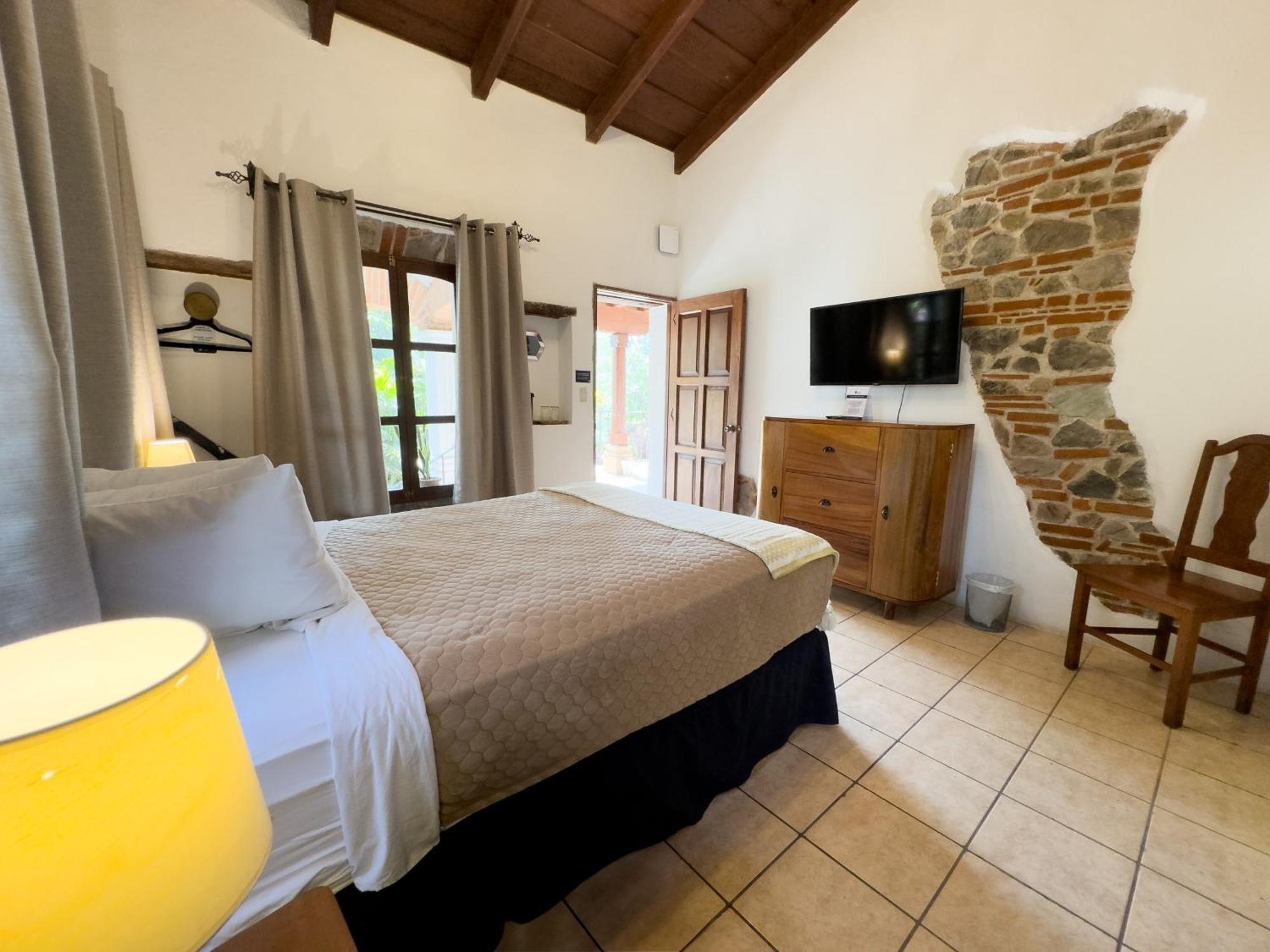 Hotel Cacique Real Антигуа-Гватемала Номер фото